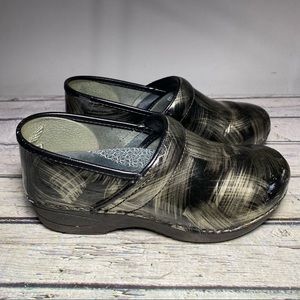 Dansko XP 2.0 Professional Clogs Patent Leather EUR 38 | US 7.5-8